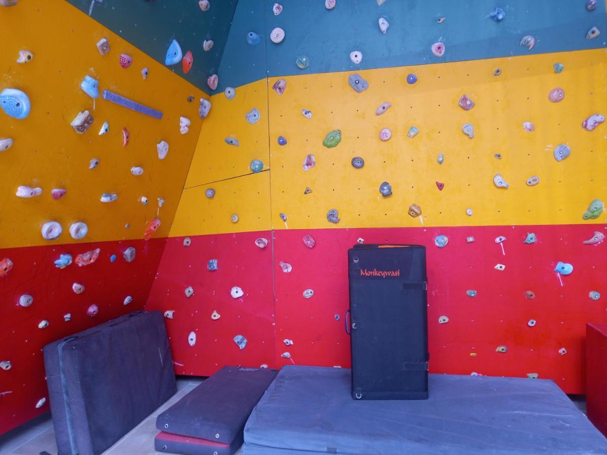 חוארז Monkeywasi Climbing Hostel מראה חיצוני תמונה