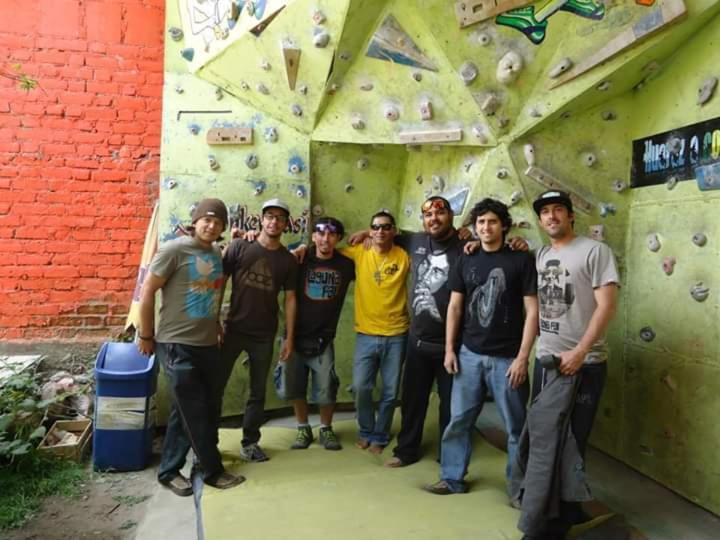 חוארז Monkeywasi Climbing Hostel מראה חיצוני תמונה